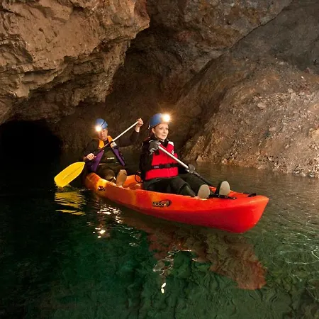 Apartmaji Kozelj Apartament *